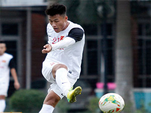 Bóng đá - ĐTVN tập dứt điểm: Công Vinh thua Hồng Quân, Hải Anh