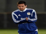 Bóng đá - Trở lại đội tuyển, Tevez lên tiếng &quot;nịnh&quot; Messi