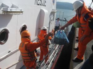 Tin tức trong ngày - Điều thêm tàu tham gia tìm 8 thuyền viên mất tích