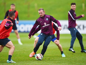 Bóng đá - Tuyển Anh chơi cứng rắn hơn trước