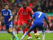 Bóng đá - Balotelli suýt đạp vỡ đầu đồng đội trên sân tập