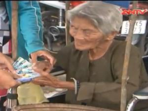 Video An ninh - Tên trộm đốn mạt cướp vé số của người già, người tàn tật