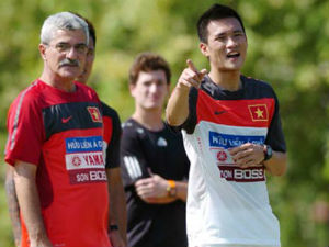 Bóng đá - Công Vinh có tìm được chỗ đứng?