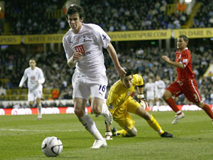 Bóng đá - Bale suýt thành “phế nhân” vì đá nhầm vị trí