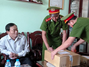 Pháp luật - Bắt nguyên giám đốc Công ty CP Dược vật tư y tế Quảng Nam