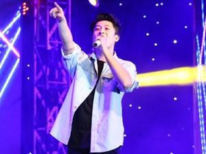 Ca nhạc - MTV - "Bạn trai Hoàng Thùy Linh" tự tin khoe giọng hát