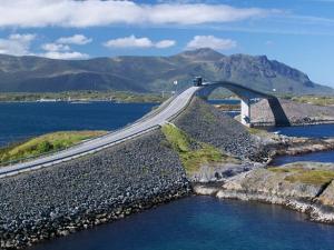 Du lịch - "Cầu say rượu" và cung đường "tử thần" ở Na Uy