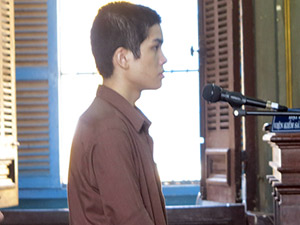 Pháp luật - Bị đâm chết vì không cho... tiền bo