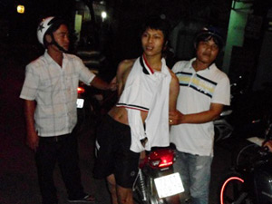 Pháp luật - "Hiệp sĩ" tóm gọn siêu trộm bẻ khóa xe máy trong tích tắc