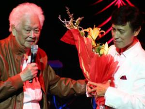 Ca nhạc - MTV - Tuấn Ngọc: Tôi từ chối hát nhạc "tục ca" của Phạm Duy