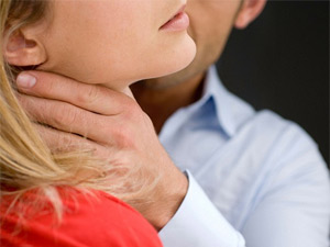 Bạn trẻ - Cuộc sống - Anh: Mỗi tuần có 2 phụ nữ chết vì bạo lực gia đình