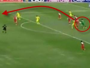 Bóng đá - Clip bàn thắng "độc" 17- 24/11: Thủ môn ném bóng, kiến tạo cực đỉnh