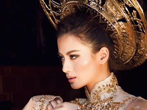 Bí quyết mặc đẹp - Mẫu Việt diện áo dài chụp cho Vogue Italia