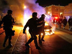 Tin tức trong ngày - Mỹ: Điều Vệ binh Quốc gia ngăn bạo lực kinh hoàng