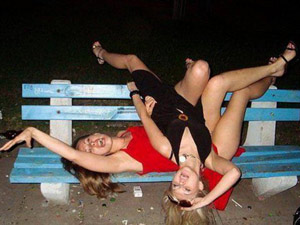 Cười 24h - Hình ảnh khó đỡ của các "tiên tửu" mùa cưới