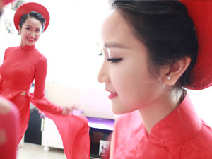 Ca nhạc - MTV - Cận cảnh cô dâu xinh đẹp của Lam Trường