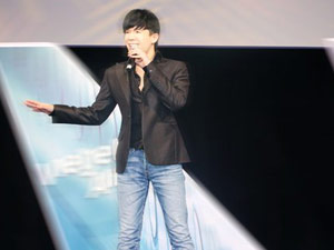 Ca nhạc - MTV - Nathan Lee "đốn tim" khán giả quốc tế bằng nhạc Trịnh