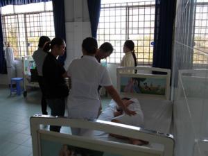 Sức khỏe đời sống - Học sinh nhập viện sau khi tiêm ngừa sởi – rubella