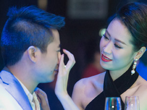 Xu hướng thời trang - Hoa hậu Dương Thùy Linh tình tứ bên ông xã