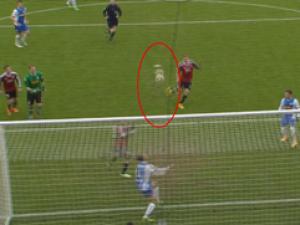 Bóng đá - Clip bàn thắng "độc" 24-30/11: Pha bóng "ma" tại Đức