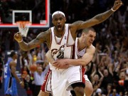 Thể thao - NBA: LeBron James tung chiêu &quot;lườm rau, gắp thịt&quot;