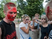 Bớ bà con, có gã bị bồ đá định làm liều kìa