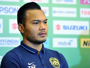Bóng đá - AFF Cup: Malaysia cảnh cáo ngôi sao phì phèo đốt thuốc