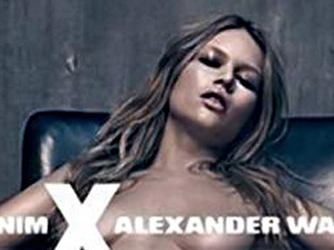 Xu hướng thời trang - Alexander Wang gây sóng gió bởi quảng cáo táo bạo