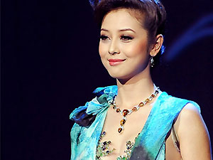 Người mẫu - Hoa hậu - HHVN 2014: "Jennifer Phạm hội đủ điều kiện làm MC"