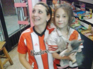 Bóng đá - Mê bóng đá, fan nữ bị CĐV quá khích hành hung