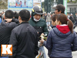 Bóng đá - ĐTVN thắng lượt đi, dân phe "thổi" giá vé lên cao ngất