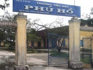 Giáo dục - du học - Dựa uy Sở, biến trường học thành chợ "chui"