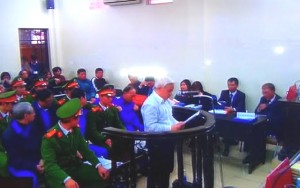 Tin tức trong ngày - “Bầu” Kiên: “Con cảm ơn bố vì những trận đòn...”