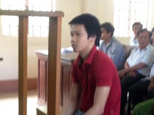 Pháp luật - Trung sĩ cơ động xả súng loạn xạ ở Cần Thơ hầu tòa
