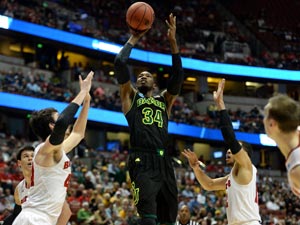 Thể thao - Tân binh NBA &amp; cú ném rổ "dở" nhất năm