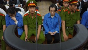 Pháp luật - Phúc thẩm Huyền Như: LS yêu cầu triệu tập "bầu" Kiên