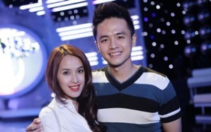 Ca nhạc - MTV - Người yêu hộ tống Tú Vi đi xem "Gương mặt thân quen nhí"