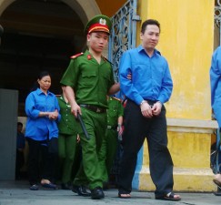 Pháp luật - Đại án Huyền Như: Tài khoản &quot;ma&quot; gây thiệt hại hàng chục tỷ