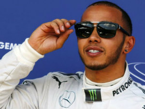 Thể thao - Người tình xa cách, Hamilton "du hí" mùa đông