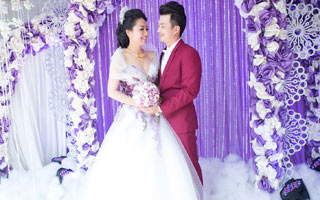 Phim - Lê Khánh hạnh phúc cùng Tuấn Khải trong tiệc cưới màu tím