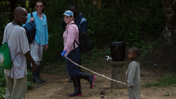 Liberia: Cậu bé xuyên rừng chạy trốn tử thần Ebola