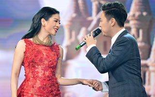 Ca nhạc - MTV - Lệ Quyên khoe giọng ngọt ngào bên dàn mỹ nam