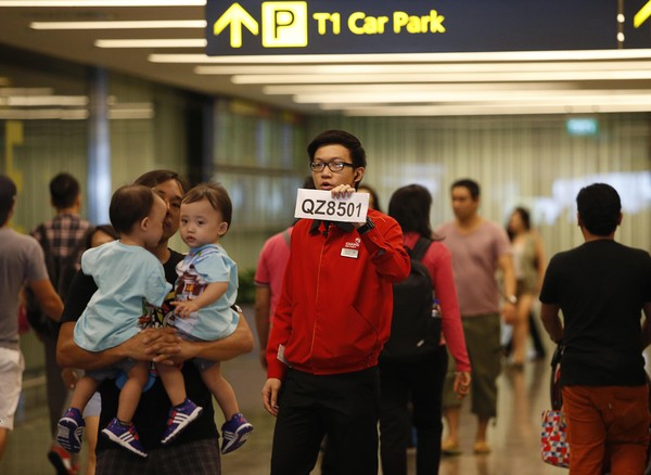 Hành khách QZ8501 nói vĩnh biệt trước khi lên máy bay