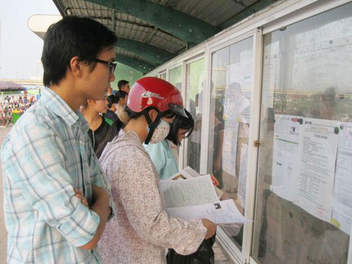 Tin tức trong ngày - Từ 1/1/2015, lương tối thiểu tăng đến 400.000 đồng/tháng