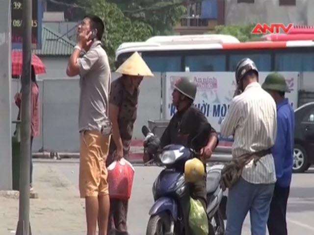 Pháp luật - Camera giấu kín: Nhà quê ra tỉnh và nỗi lo "chặt chém"