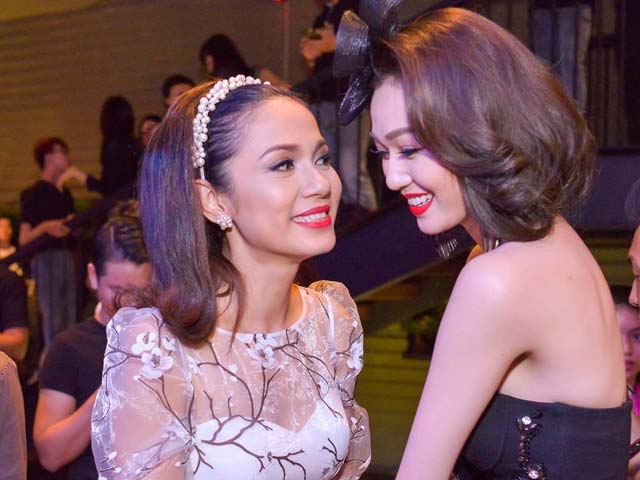 Phim - Việt Trinh, Khánh My thân thiết sau tin đồn "chèn ép vai"