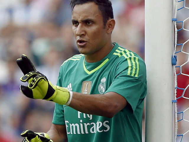 Bóng đá - Thi đấu "lên đồng", Navas hay thứ hai lịch sử Real