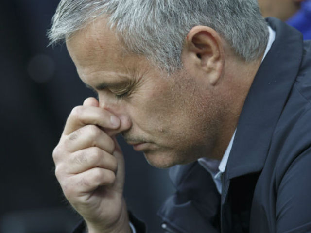 Bóng đá - Chelsea “cấm vận” Mourinho mua sắm