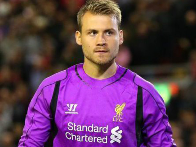 Bóng đá - Thủ môn Liverpool phản xạ "điện xẹt" đẹp nhất NHA V8