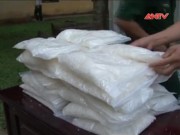 Video An ninh - Vứt lại 30kg ma túy đá, vượt biên tẩu thoát